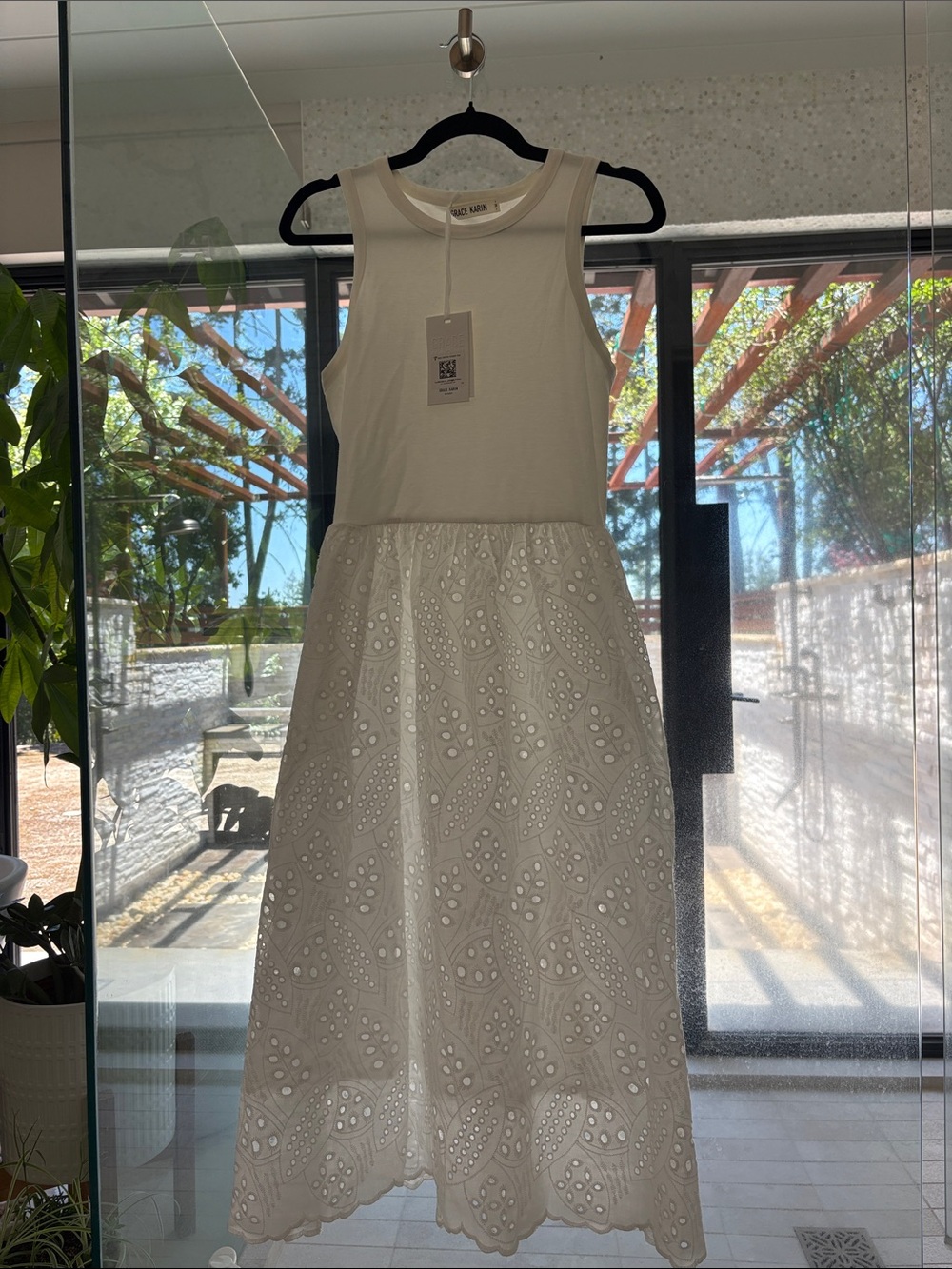 Grace Karin White Sleeveless Eyelet Maxi Dress